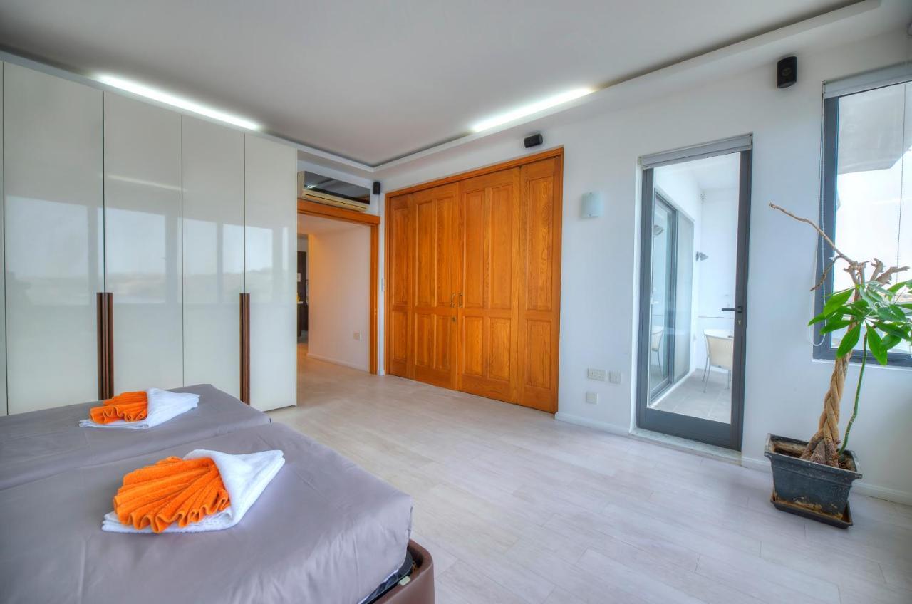 Bright And Spacious 3 Bedroom Apartment With Breathtaking Views - Goslm-5 Sliema Exterior photo